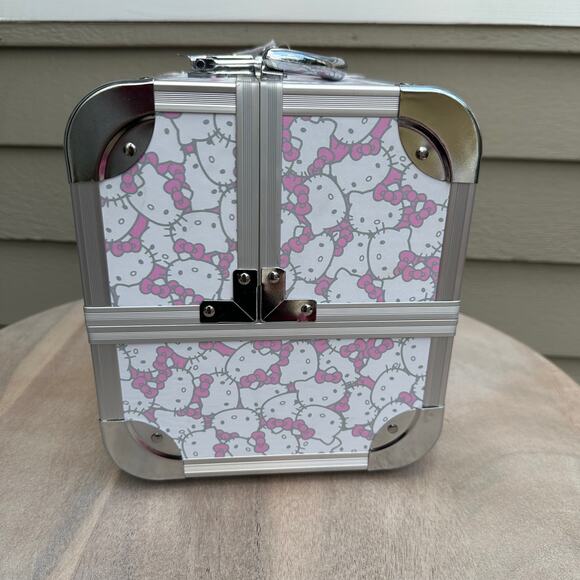 Sanrio Hello Kitty x Impressions Vanity SlayCube White Makeup Travel Case NEW - Picture 10 of 16